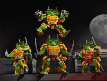 Transformers Collaborative Teenage Mutant Ninja Turtles x Transformers Party Wallop Figure