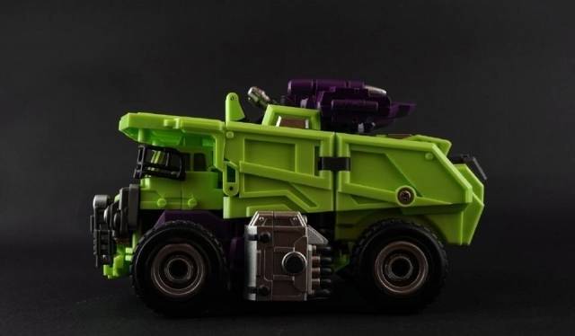 Generation Toy Gravity Builder GT-01E Dump Truck