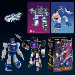 BotCon Exclusive Soundblaster Vs Glyph Set  w/ Pin and Card