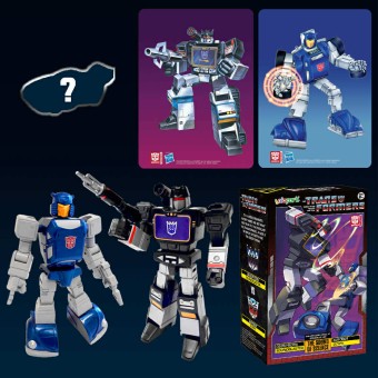 BotCon Exclusive Soundblaster Vs Glyph Set  w/ Pin and Card