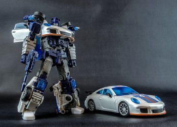Generation Toy GT-4 J4ZZ