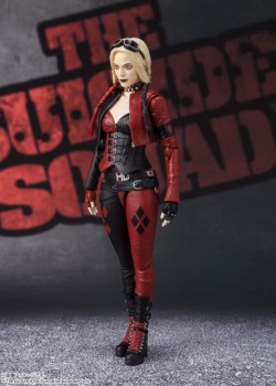 S.H. Figuarts Suicide Squad Harley Quinn (Red & Black)