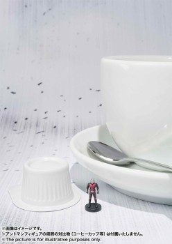 S.H. Figuarts Captain America: Civil War Ant-man
