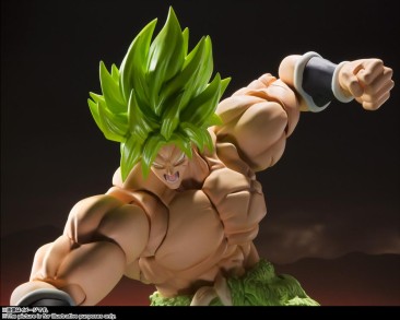 Bandai Spirits Dragon Ball Z S.H.Figuarts Super Saiyan Broly (Full Power)