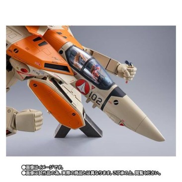 Bandai Macross DX Chogokin VF-1D Valkyrie & Fan Racer