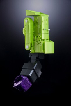 X-Transbots MX-45 Razer