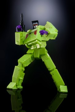 X-Transbots MX-45 Razer