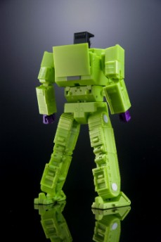X-Transbots MX-45 Razer
