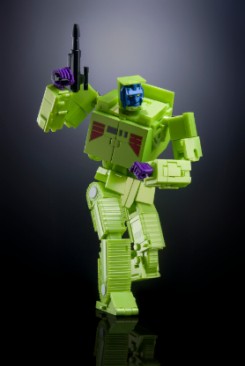 X-Transbots MX-45 Razer