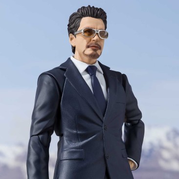 S.H. Figuarts Iron Man Tony Stark (Birth of Iron Man Edition) Exclusive