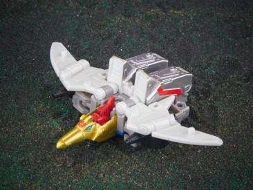 Transformers Legacy Evolution Core Swoop