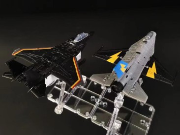 Zeta Toys ZC-02 Legends Scale Skystrike