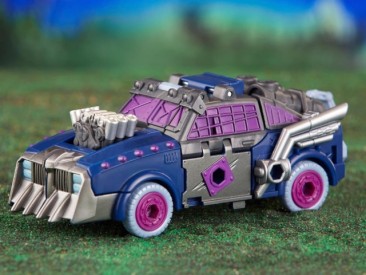 Transformers Legacy Evolution Deluxe Axlegrease