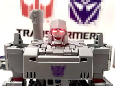 Model-001 LED Light-Up MP-36 Megatron Faces