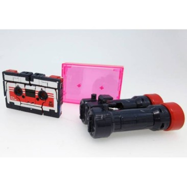 Takara Masterpiece MP-15E/MP-16E Cassettebot vs Cassettron Exclusive Set