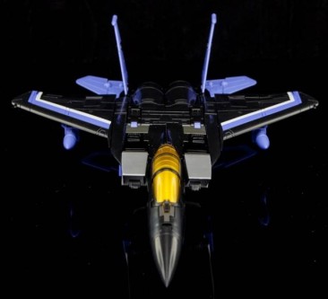 Maketoys MTRM-12 Skycrow