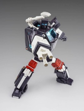 X-Transbots MX-8T Aegis Toon Version