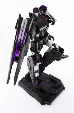 Generation Toy GT-02 IDW Tyrant