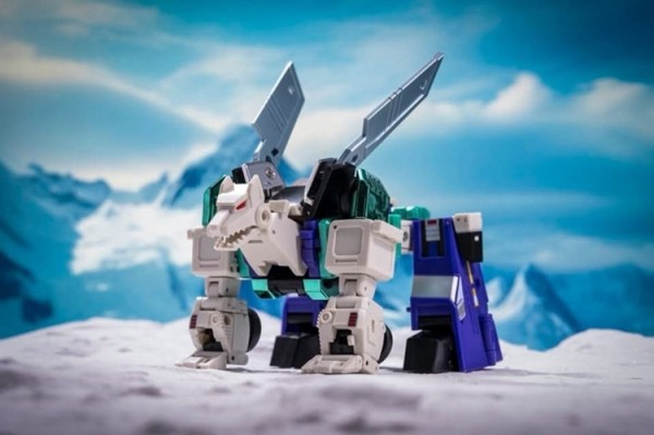 Newage Legendary Heroes H74EXR S.T.A.G Cho (Chrome Version)