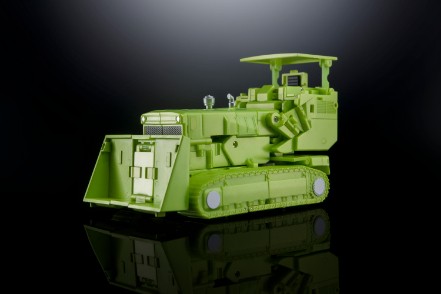 X-Transbots MX-45 Razor