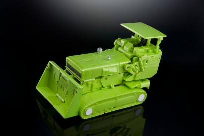 X-Transbots MX-45 Razor