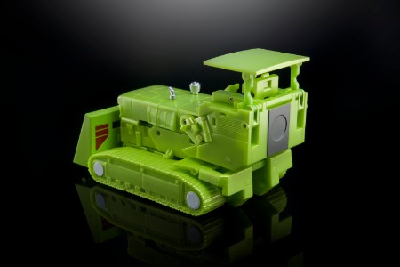 X-Transbots MX-45 Razor