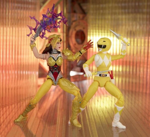 Mighty Morphin Power Rangers Lightning Collection Yellow Ranger Vs. Scorpina Battle Pack