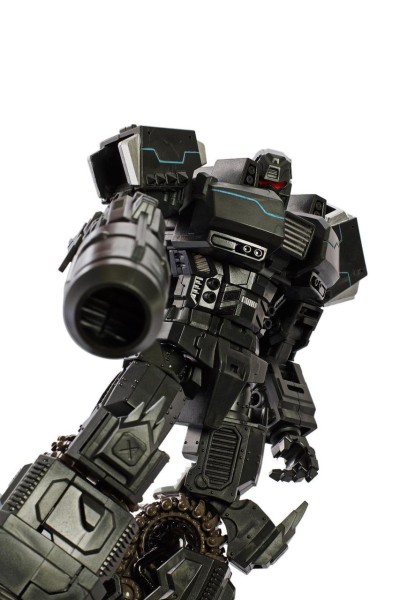 Mastermind Creations Reformatted R14 Commotus