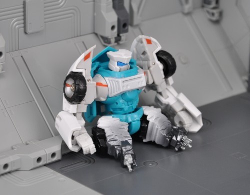 Maketoys MM-02 Rear End with Hurricane Add-on Kit