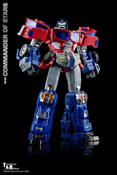 Transform and Rollout R-02 Commander of Stars Figure