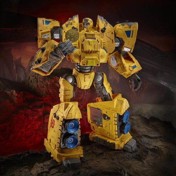 War for Cybertron Kingdom Titan Autobot Ark