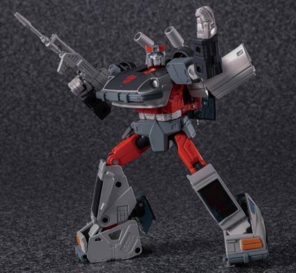 Masterpiece MP-18+ Streak (Anime Version)