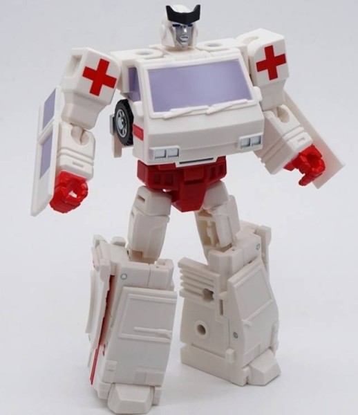 Hot Soldiers HS08 Ambulance (Medical Officer)