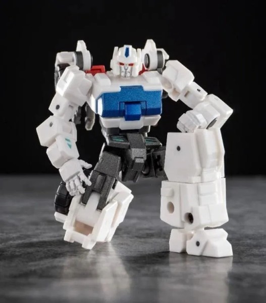 Iron Factory IF-EX44 FG City Commander (First Generation)