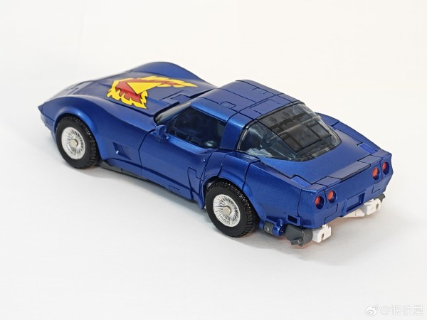 Star Toys ST-02 Tracker