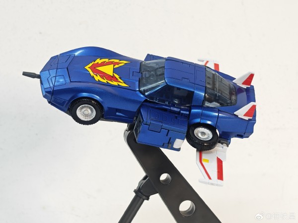 Star Toys ST-02 Tracker